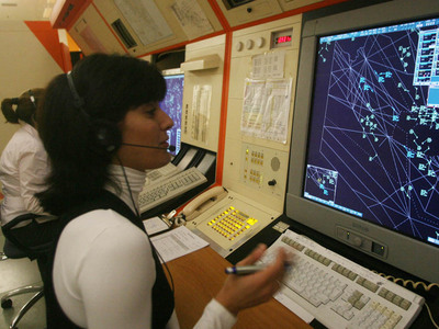 Ανέστειλλαν την απεργία οι ελεγκτές εναέ...