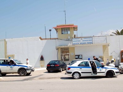 Πάτρα: Έρχονται 256 προσλήψεις στις φυλα...