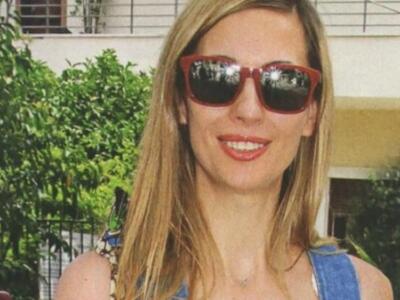Η Βίκυ Βολιώτη φωτογραφίζεται πρώτη φορά...