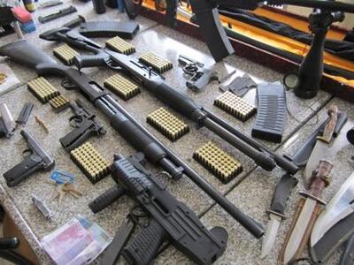 Πάτρα: Γρίφος για την ΕΛ.ΑΣ. τα πυρομαχι...