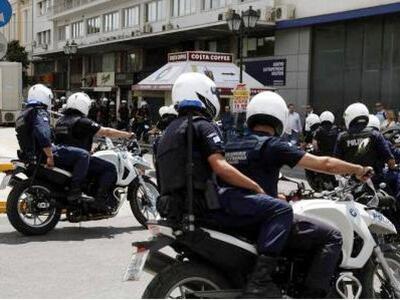 Πάτρα: Κόλαση η πόλη –  Τρέχει και δεν φ...