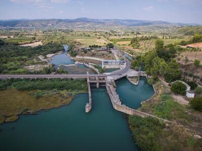 Το φράγμα του Πηνειού στο Νομό Ηλείας απ...