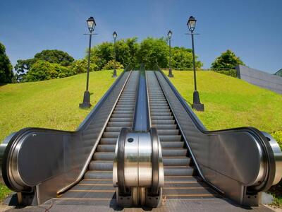 Οι σκάλες της Τριών Ναυάρχων