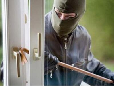 Διάρρηξη σε σπίτι στα Τσουκαλέικα