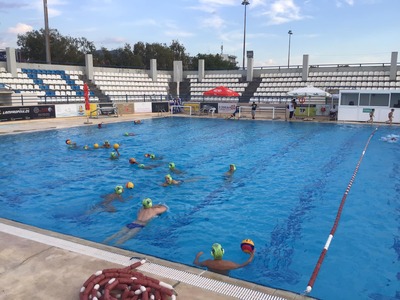 Γεμάτο δραστηριότητες το ανοικτό κολυμβη...