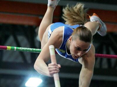 «Ιπτάμενες» Κυριακοπούλου και Στεφανίδη ...