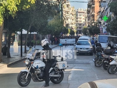  Πορεία στο κέντρο της Πάτρας - ΦΩΤΟ