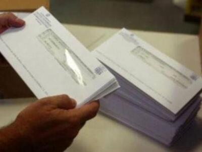 "Αυλαία" για τις επιστροφές φό...