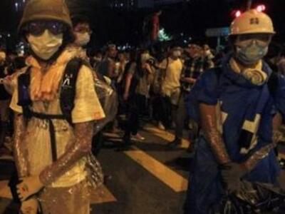 Δακρυγόνα κατά των φιλοδημοκρατικών διαδ...