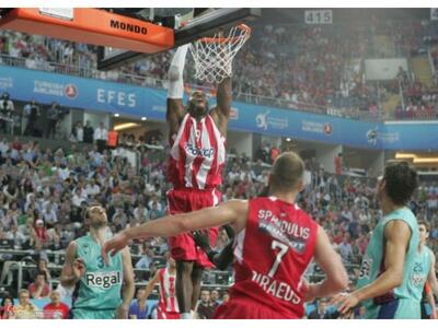 Τα βλέμματα όλων στον τελικό της Κωνσταν...