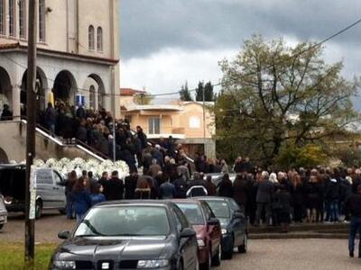 Αγρίνιο: Βαρύ το πένθος στην κηδεία του ...