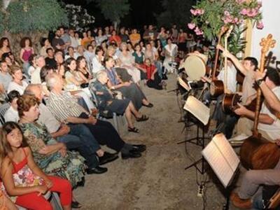 Μουσικές ιστορίες... από την Ελλάδα της Ανατολής