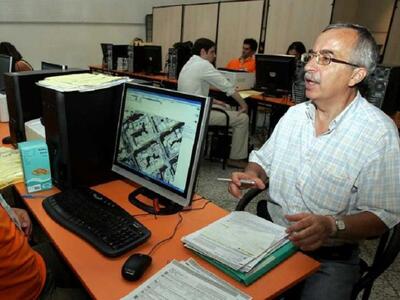 Συνωστισμός στα γραφεία κτηματογράφησης ...