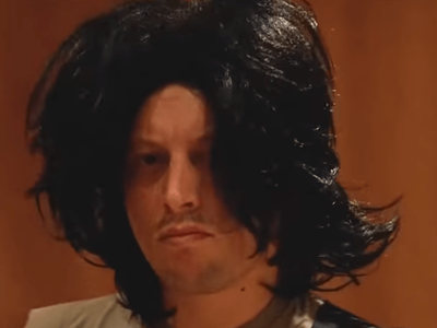 Το τραγούδι για την "Ντίνα" κα...