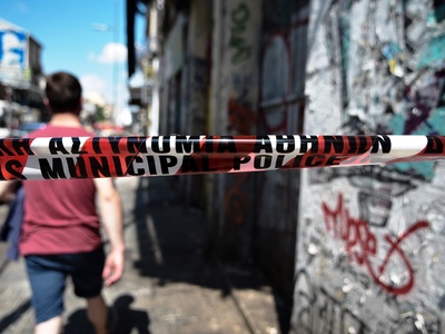 Σεισμός στην Αθήνα: Πάνω από 2.000 οι δη...