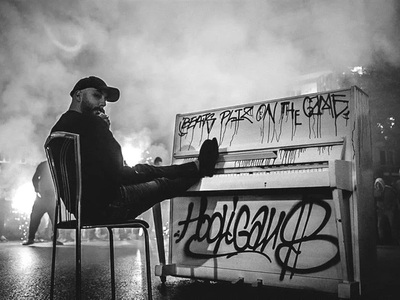 Στην Πάτρα, στα Options Cinemas, ο Φώτης...