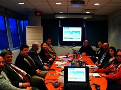 Η Γέφυρα ενώνει ξενοδόχους, καφεστιάτορε...