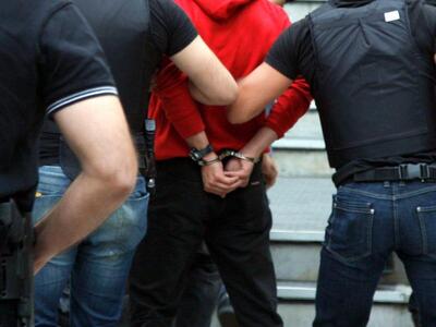 Ετών 13 ο ένας εκ των βιαστών της 78χρον...