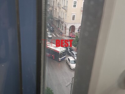 Και το μποτιλιάρισμα καλά κρατεί στο κέν...