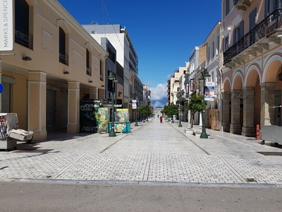 Πάτρα: Τρελή πορεία αυτοκινήτου στον πεζ...