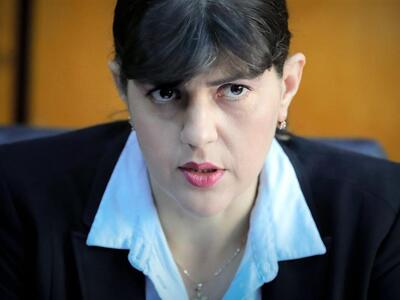 Στην Αθήνα η Λάουρα Κοβέσι - «Ξεσκονίζει...