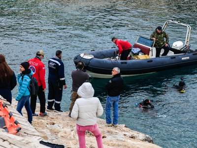  Λιμανάκια Βουλιαγμένης: Ώρες αγωνίας γι...