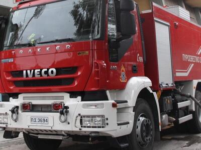 Πάτρα: Σπασμένα κλαδιά δέντρων στο οδόστ...