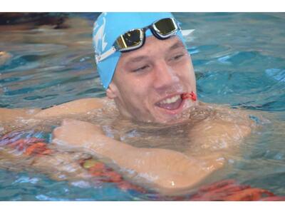 Ο κολυμβητής Ντίνος Κυριαζής πήρε μεταγρ...