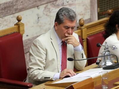 "Τουλάχιστον 30% μείωση στους συντα...