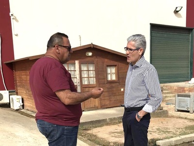 Συνάντηση του Άγγελου Τσιγκρή με παραγωγ...