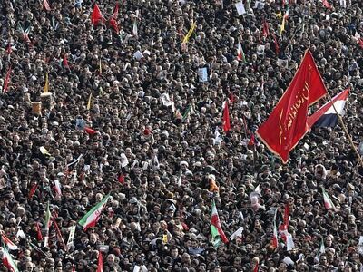 Χάος στην κηδεία του Σουλεϊμανί - Πληροφ...