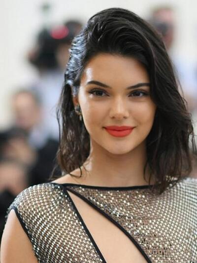 ΚΕΝΤΑΛ ΤΖΕΝΕΡ ΜΕ LA PERLA