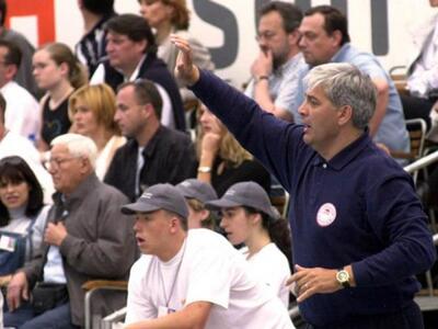 O Ντράγκαν Ματουτίνοβιτς μπορεί να κοουτ...