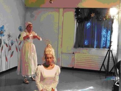 Εορταστικές παραστάσεις από "Άρμα Θ...