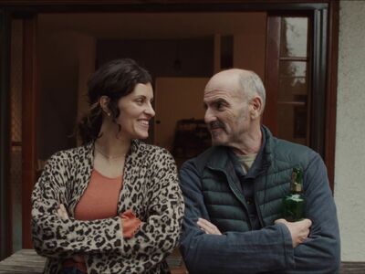 "Μη γελάτε, θα σας δει ο κόσμος&quo...