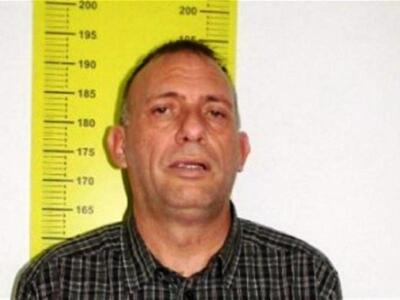 Αρνείται την υπεράσπιστη του παιδεραστή ...