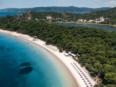 Σκιάθος: Ανοίγουν τα στόματα μετά την αυ...