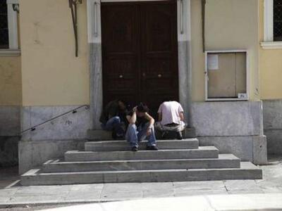 Υπερδιπλασιάστηκαν οι νέοι που έκαναν χρ...