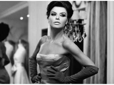 Λαμπερά Χριστούγεννα με τη Νίνα Λοτσάρη στο Royal!