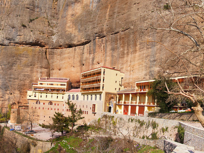 Μονή Μεγάλου Σπηλαίου: Τι έδειξε η καταγ...