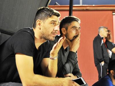 Ποδόσφαιρο: Μαζί παρακολούθησαν το φιλικ...