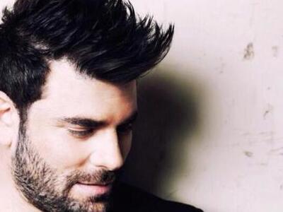 Kαταφθάνει για μία μοναδική live μουσική...