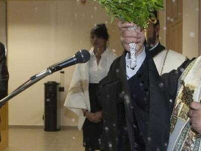 Καταγγελία στο thebest.gr: Απατεώνας παπ...