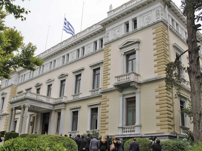 Στις 10 το πρωί της Δευτέρας η ορκωμοσία...