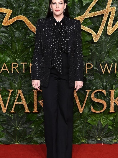 ΛΙΒ ΤΑΙΛΕΡ ΜΕ GIVENCHY