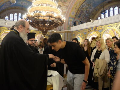 Πάτρα: Τελέστηκε Παράκληση για φωτισμό τ...