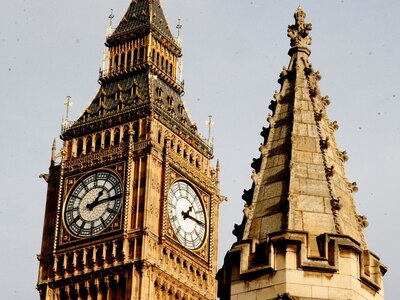 Guardian: Το Brexit ίσως παραταθεί ως το 2021