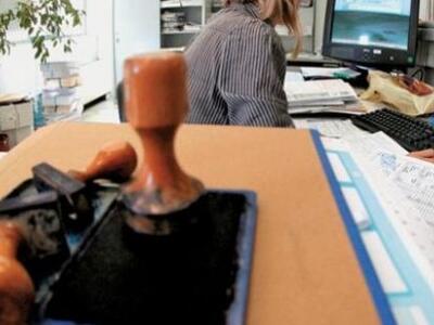 Εγκύκλιος «μπλοκάρει» ασφαλισμένους που ...