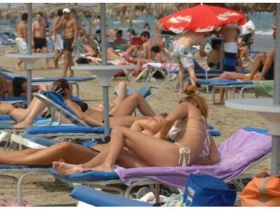 Δυτική Αχαϊα: Η επέλαση των Ρώσων τουρισ...