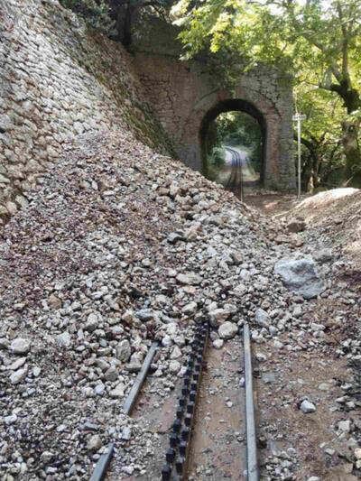 Αναφορά Μπέσκου στον Άρειο Πάγο για τις κατολισθήσεις σε Οδοντωτό και Ελαιώνα